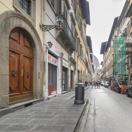 Servi Apartamento *